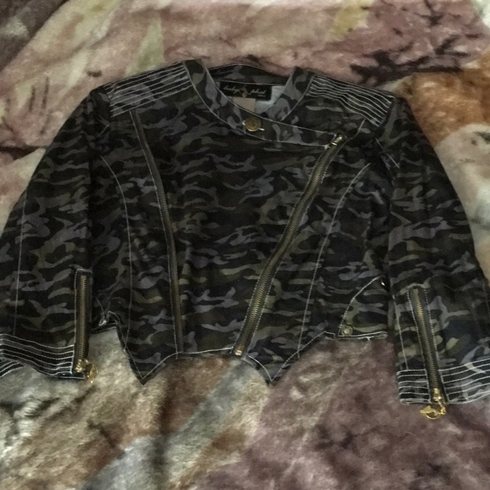 Great Condition! Baby Phat Cameo Mini Jacket